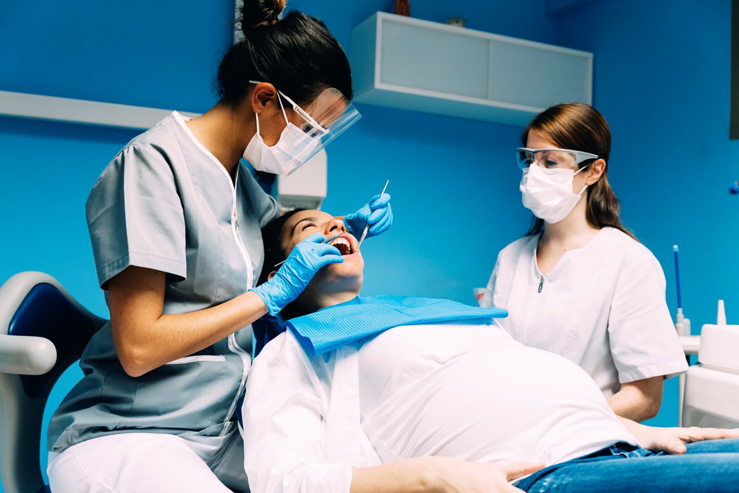Kujdesi klinik brenda Ersa Dental